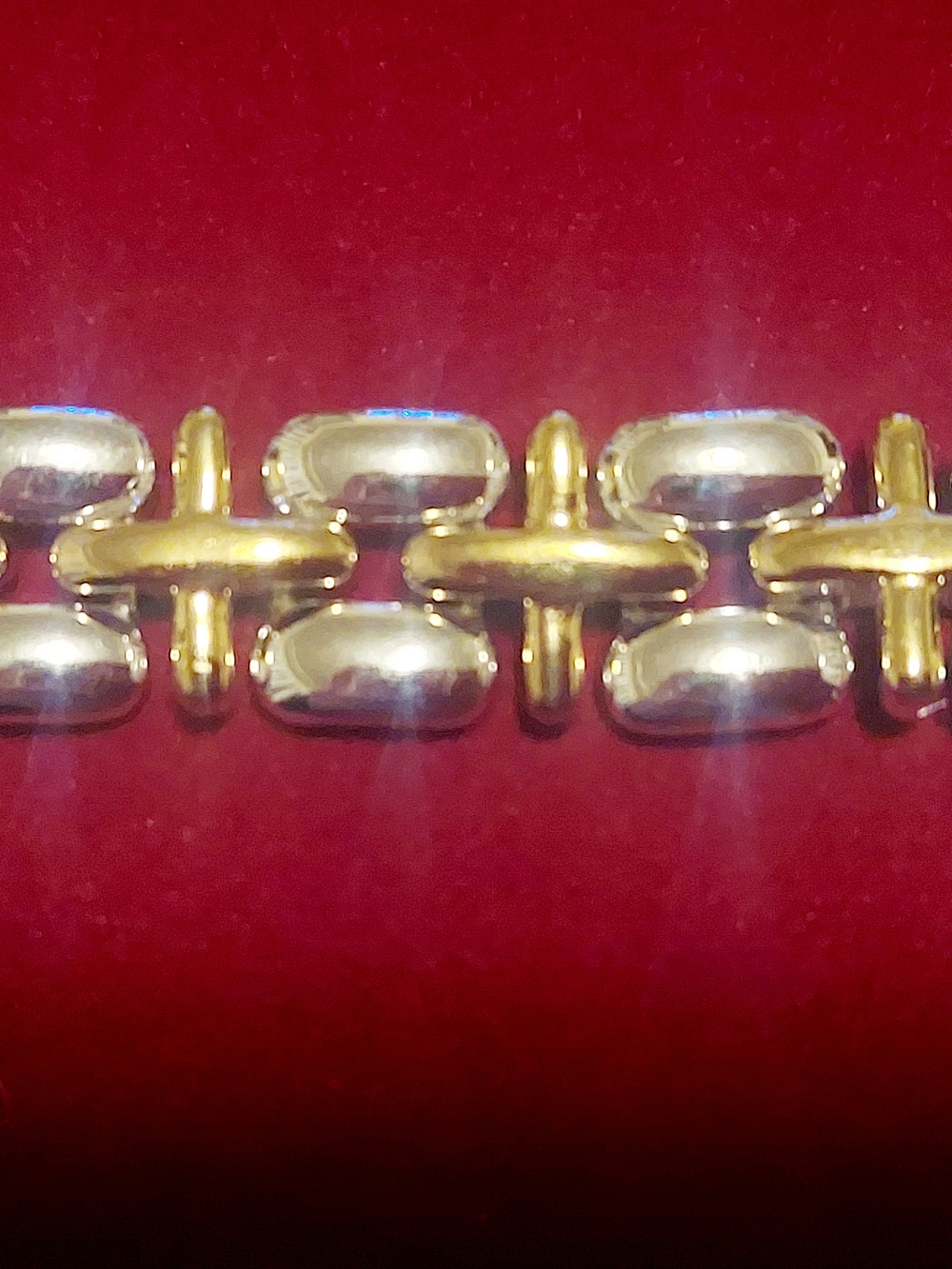Vintage Liz Claiborne Gold & Silver Tone Link Bracelet